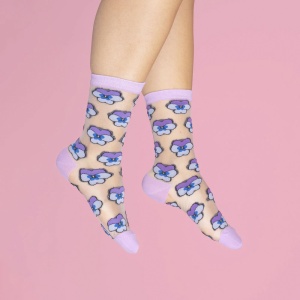Chaussettes transparentes...