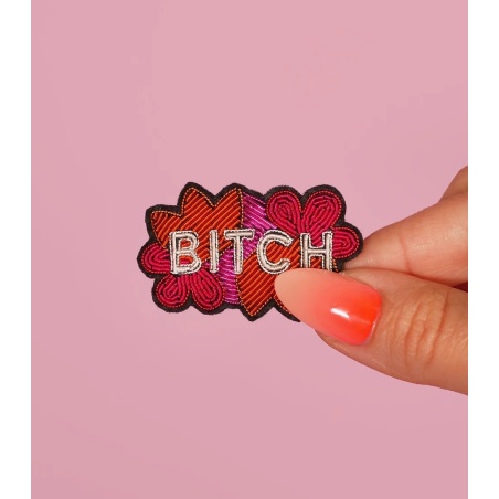 Broche brodée Malicieuse